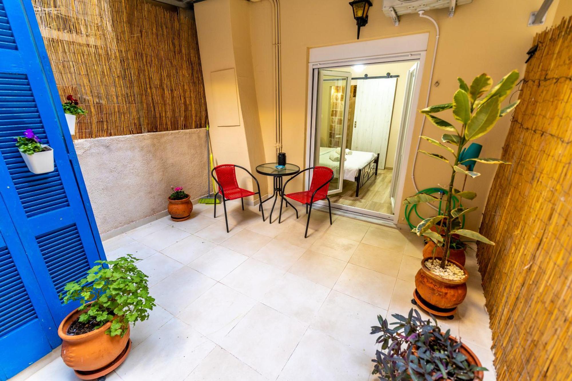 Apartamento Oasis In The Centre Atenas Exterior foto